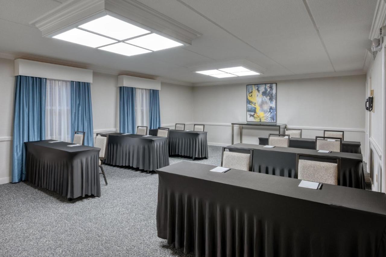 Crowne Plaza Albany - The Desmond Hotel Esterno foto
