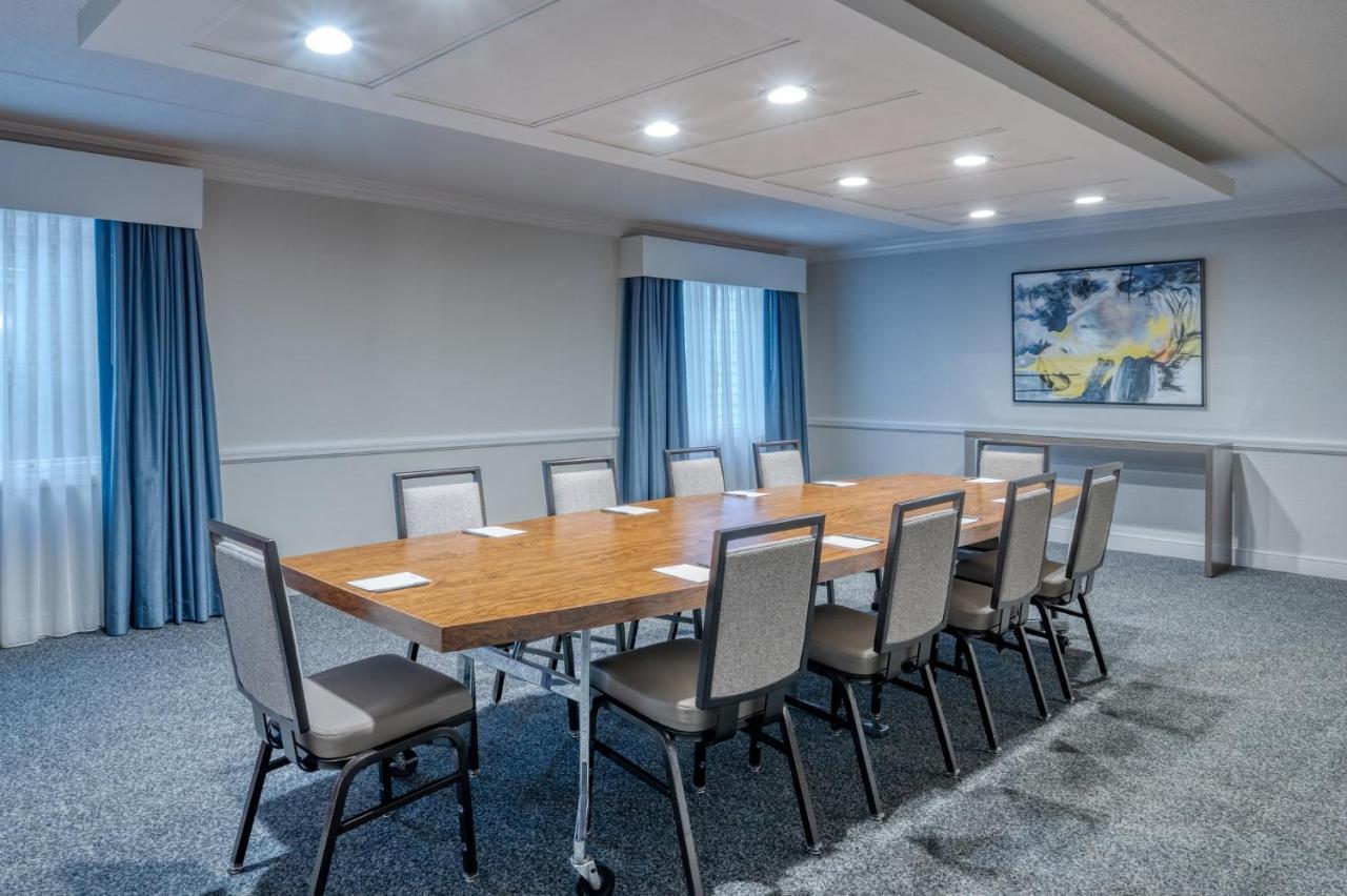 Crowne Plaza Albany - The Desmond Hotel Esterno foto